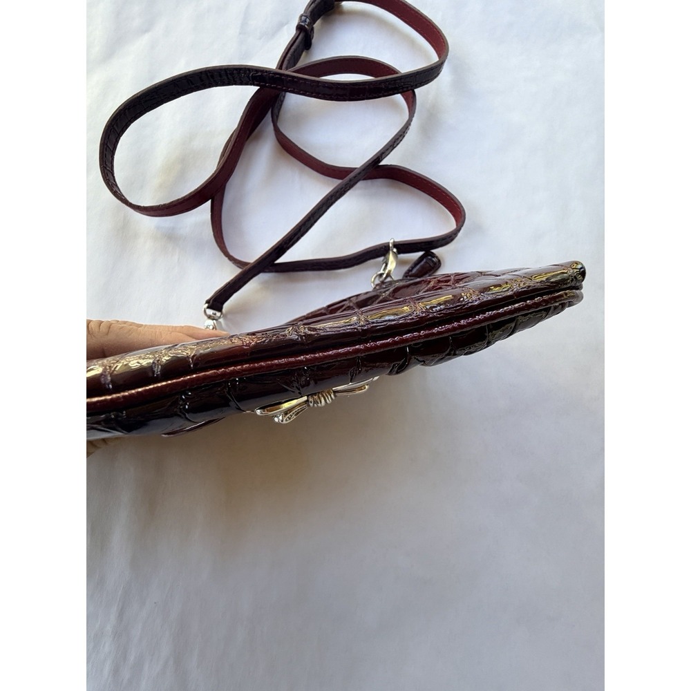Brighton vintage Red Croc Embossed Leather Bow Purse Adjustable Clutch/Crossbody - Picture 9 of 16